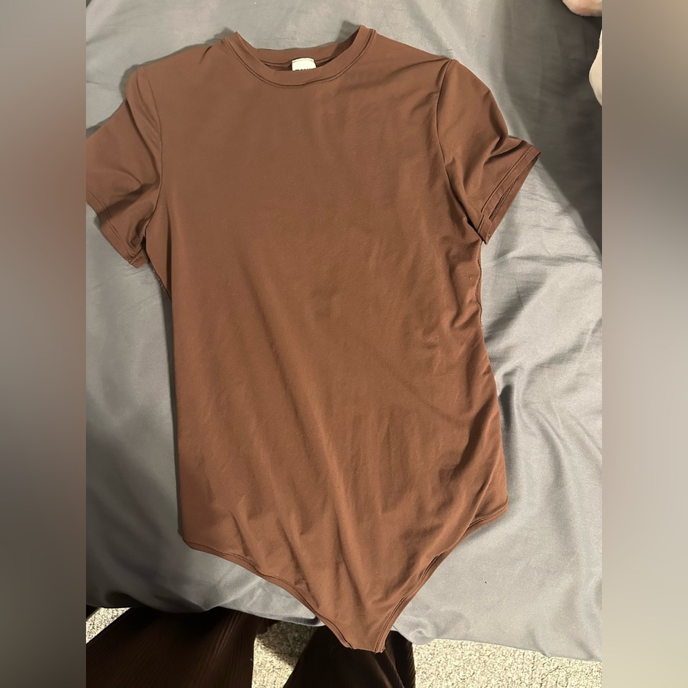 PINK Victoria's Secret Short Sleeve Brown Tee